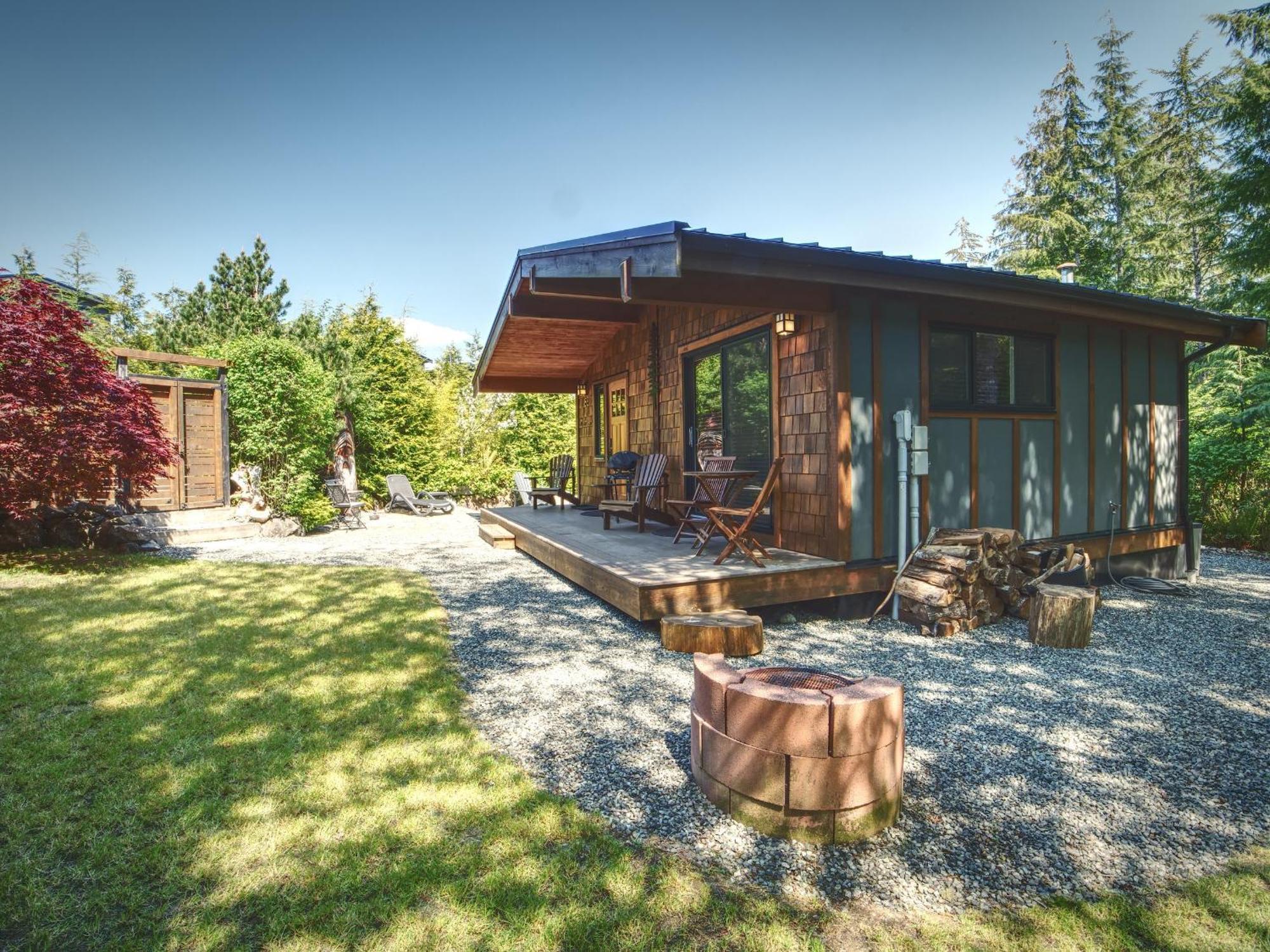 Handsome Dan'S Vacation Cottage Rentals Port Renfrew Exterior foto